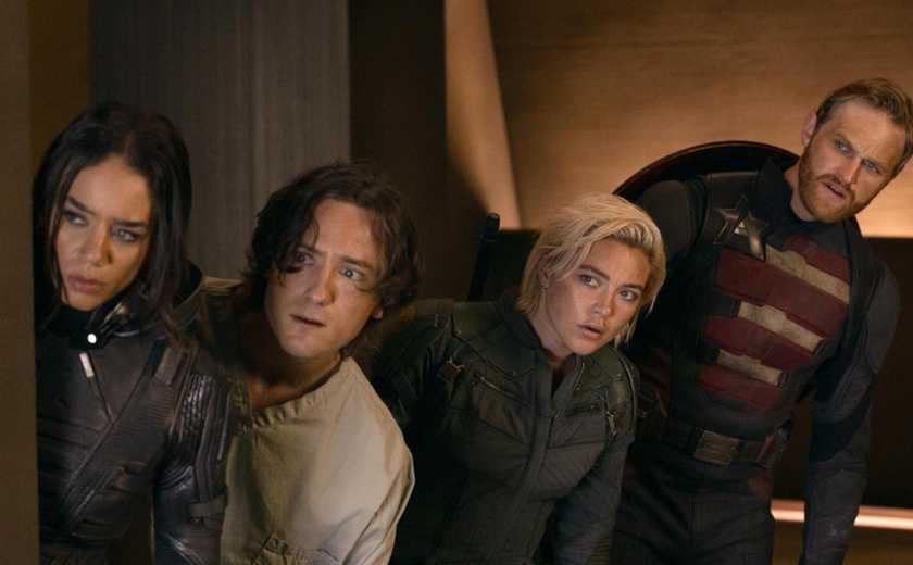 thunderbolts characters hiding around a corner.